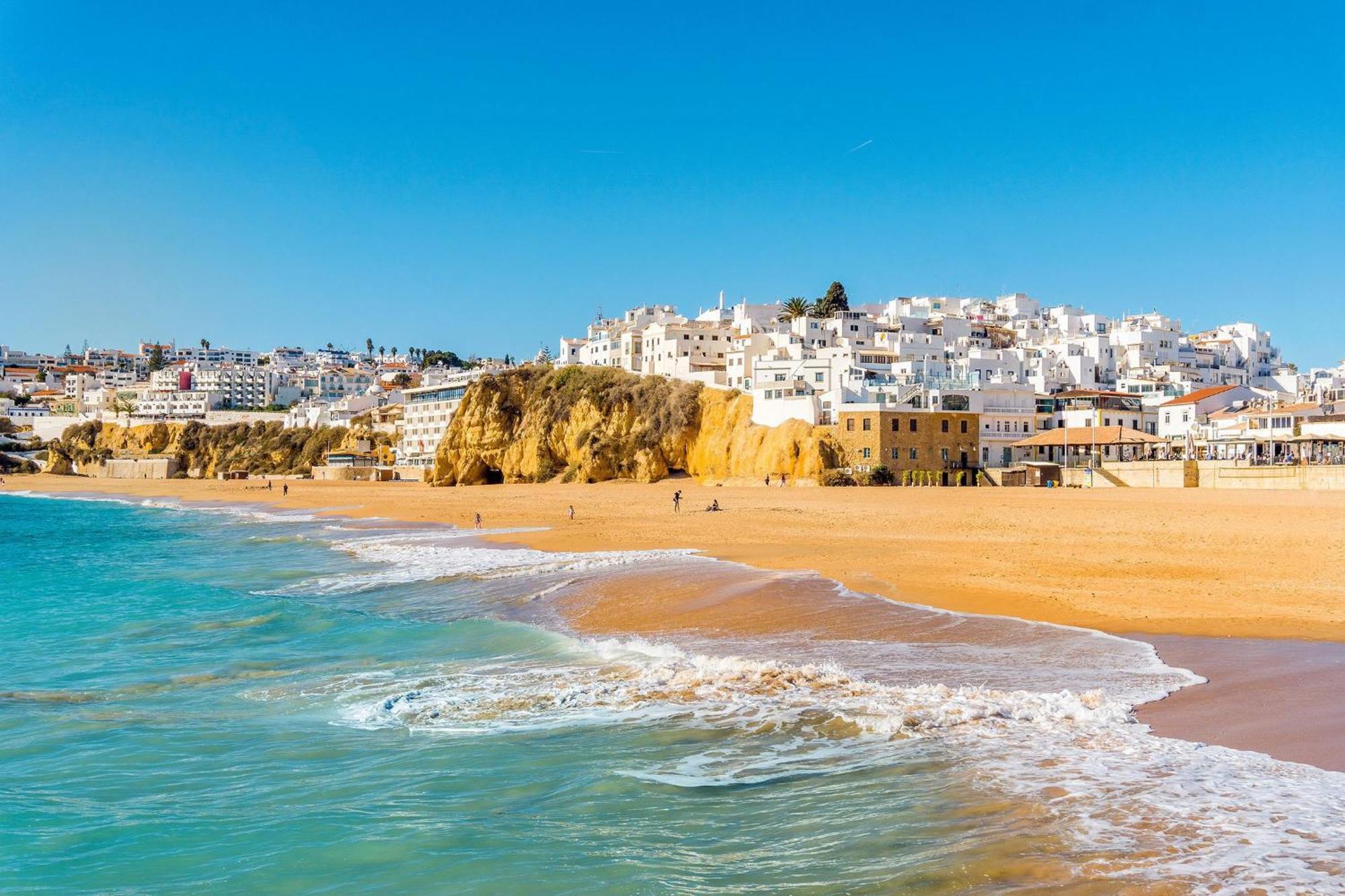 Modern 3 With Pool By Homing Albufeira